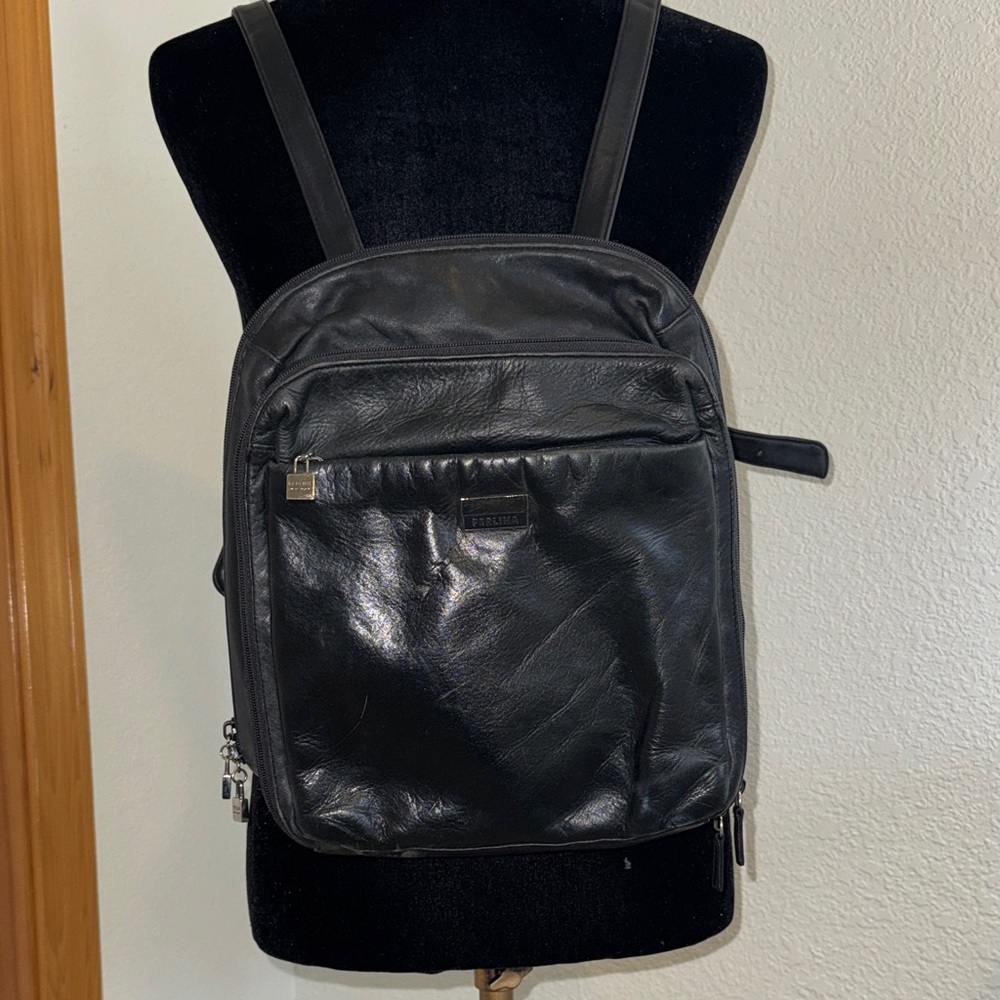Black Leather Backpack Perlina